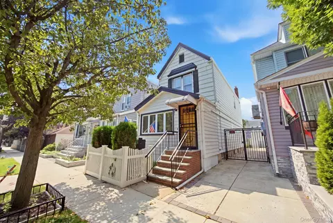 135-36 96th St, New York, NY 11417