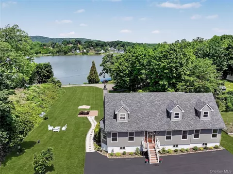 243 Kings Ferry Rd, Cortlandt, NY 10596