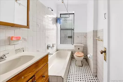 823 E 147th St #3, New York, NY 10455 photo 7