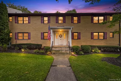 446 Somerset Dr #L, Orangetown, NY 10965