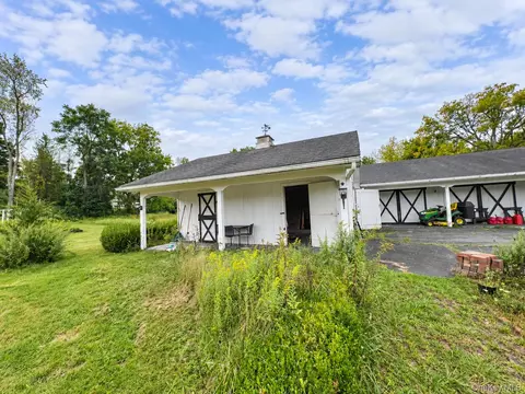 Exterior - 39 Maple Ave, Florida, NY 10921 photo 8 of 17