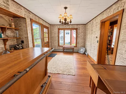 Dining - 39 Maple Ave, Florida, NY 10921 photo 1 of 1