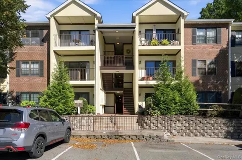Exterior - 26 Edinburgh Dr, Peekskill, NY 10566 photo 1 of 3