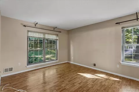 Other - 26 Edinburgh Dr, Peekskill, NY 10566 photo 4 of 10