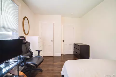 Bedroom - 18 Harrison St, Poughkeepsie, NY 12601 photo 2 of 6