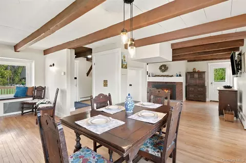 Dining - 4 Low Rd, Shawangunk, NY 12589 photo 4 of 5