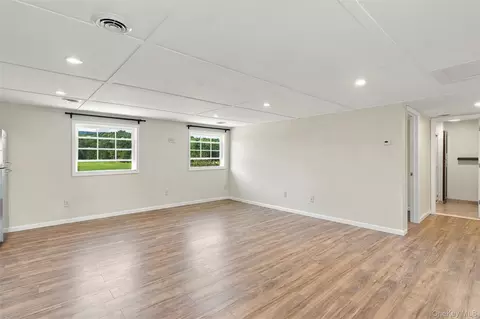 Living - 4 Low Rd, Shawangunk, NY 12589 photo 5 of 5