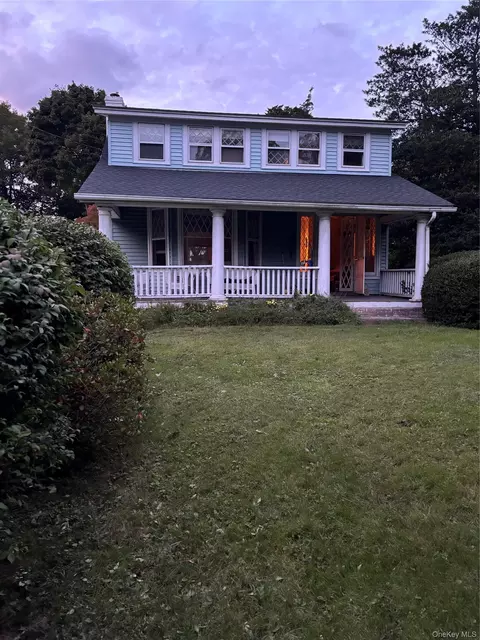 504 W Broadway, Port Jefferson, NY 11777