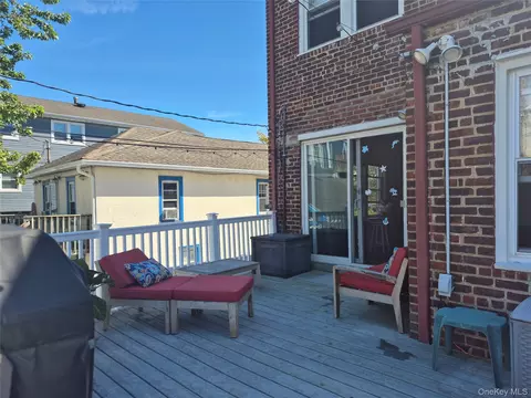 Exterior - 327 E Pine St, Long Beach, NY 11561 photo 3 of 7