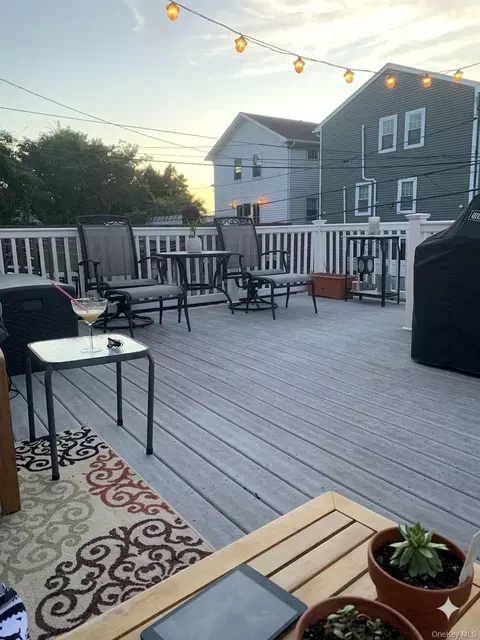 Exterior - 327 E Pine St, Long Beach, NY 11561 photo 6 of 7
