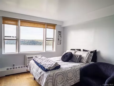5900 Arlington Ave #22N, New York, NY 10471