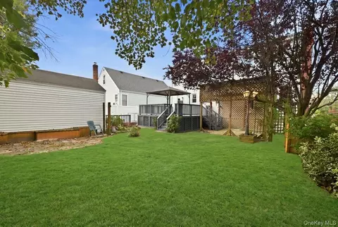 Exterior - 161 Stokes Ave, Freeport, NY 11520 photo 10 of 10