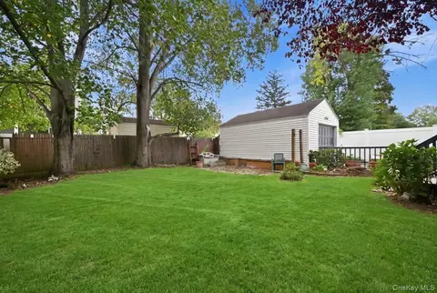 Exterior - 161 Stokes Ave, Freeport, NY 11520 photo 9 of 10