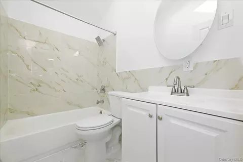 Bath - 161 Stokes Ave, Freeport, NY 11520 photo 2 of 2