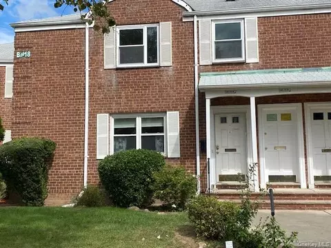 245-15 77th Cres #F-2, New York, NY 11426