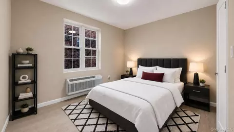 Bedroom - 957 E 229th St, New York, NY 10466 photo 1 of 9