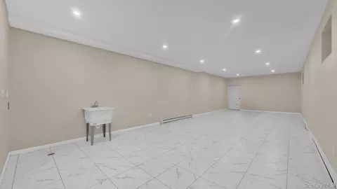 Other - 957 E 229th St, New York, NY 10466 photo 12 of 13
