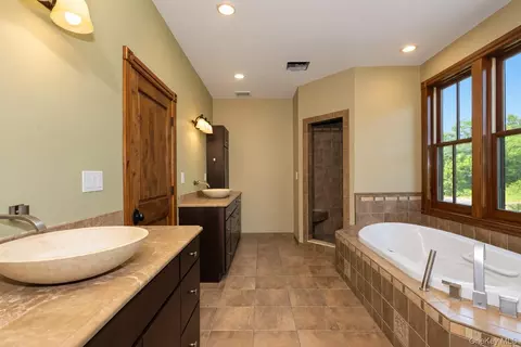 Bath - 231 Celery Ave, New Hampton, NY 10958 photo 1 of 6