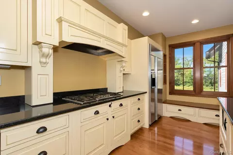 Kitchen - 231 Celery Ave, New Hampton, NY 10958 photo 7 of 7
