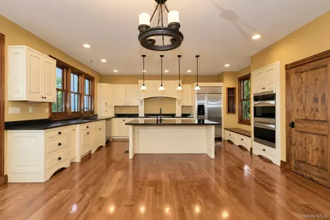 Kitchen - 231 Celery Ave, New Hampton, NY 10958 photo 2 of 7