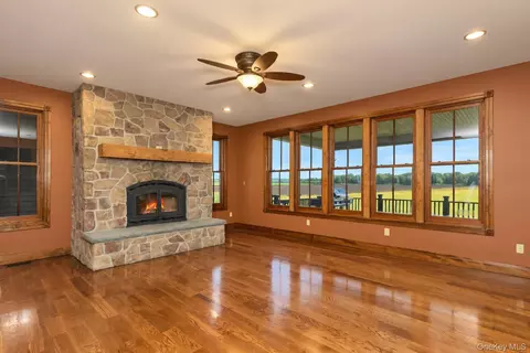 Living - 231 Celery Ave, New Hampton, NY 10958 photo 2 of 2