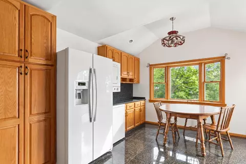 Kitchen - 86 Log Rd, Patchogue, NY 11772 photo 1 of 4