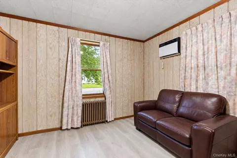 Living - 86 Log Rd, Patchogue, NY 11772 photo 3 of 3