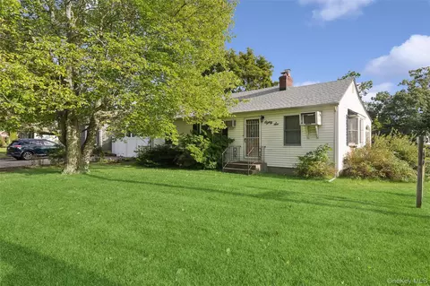 Other - 86 Log Rd, Patchogue, NY 11772 photo 3 of 10