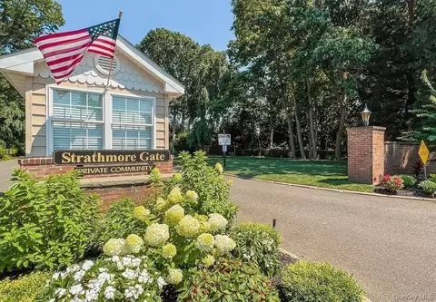 209 Strathmore Gate Dr, Stony Brook, NY 11790