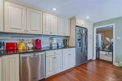 Kitchen - 280 Noxon Rd, La Grange, NY 12603 photo 2 of 3