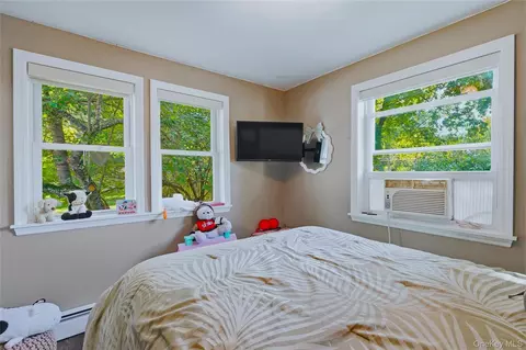 Bedroom - 280 Noxon Rd, La Grange, NY 12603 photo 3 of 4