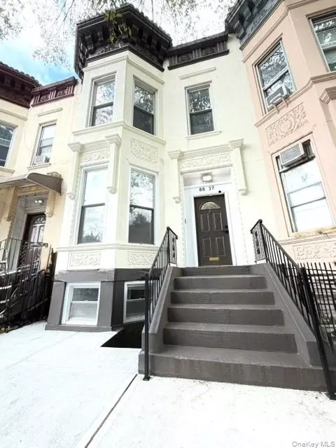 8837 161st St, Jamaica, NY 11432