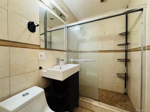 Bath - 138-15 Franklin Ave #629, Flushing, NY 11355 photo 1 of 1
