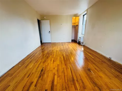Bedroom - 138-15 Franklin Ave #629, Flushing, NY 11355 photo 3 of 3