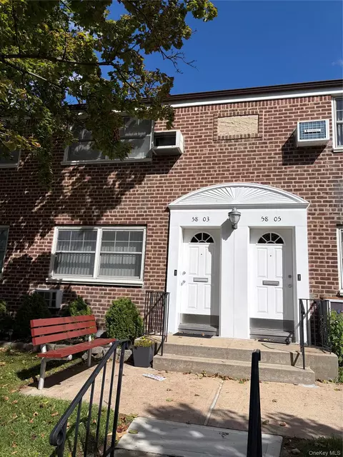 5803 251st St #45, Little Neck, NY 11362
