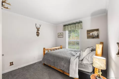 Bedroom - 735 Plattekill Ardonia Rd, Wallkill, NY 12589 photo 8 of 9