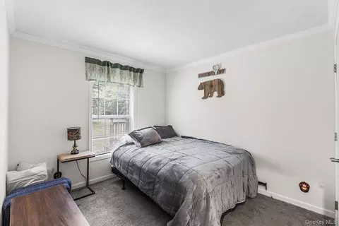 Bedroom - 735 Plattekill Ardonia Rd, Wallkill, NY 12589 photo 6 of 9