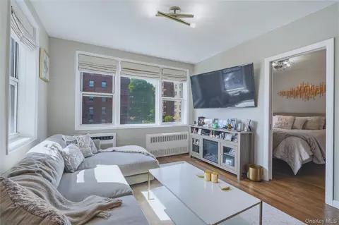 3475 Greystone Ave #7F, New York, NY 10463