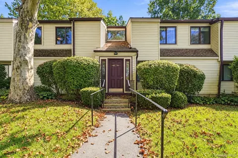 45 Jefferson Oval #G, Yorktown, NY 10598