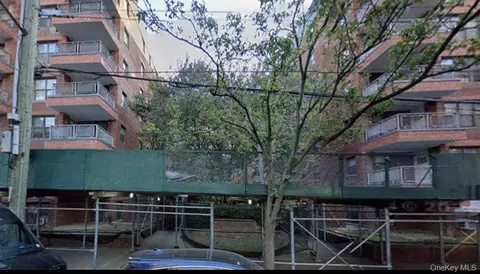 1275 E 51st St #4L, Brooklyn, NY 11234