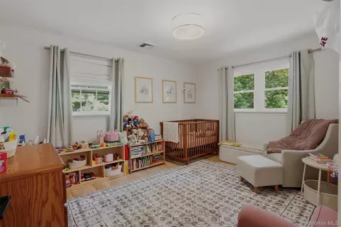 Bedroom - 136 Hustis Rd, Philipstown, NY 10516 photo 3 of 3