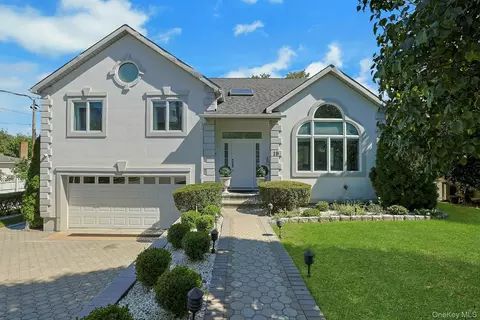 19 Maple St, Scarsdale, NY 10583