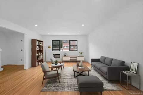 4648 Murdock Ave, New York, NY 10466
