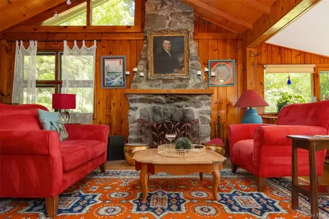 Living - 80 Bear Hill Rd, Patterson, NY 12563 photo 2 of 5