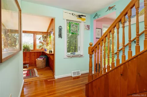 Entry Way - 80 Bear Hill Rd, Patterson, NY 12563 photo 4 of 4