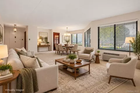 500 High Point Dr #403, Greenburgh, NY 10530