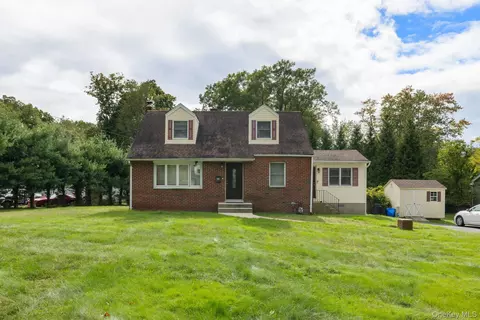 415 Blauvelt Rd, Orangetown, NY 10913