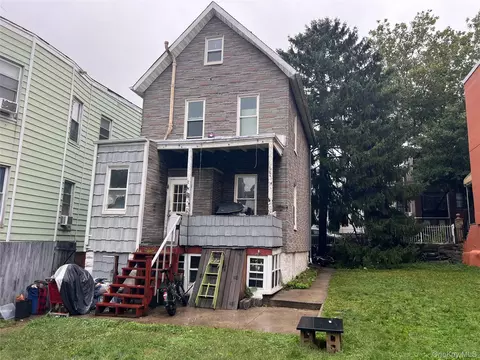 1639 Taylor Ave, New York, NY 10460