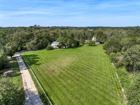 2220 Akerly Pond Ln, Southold, NY 11971