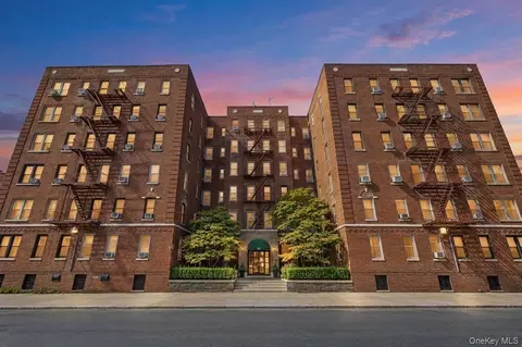 3321 Bruckner Blvd #5G, New York, NY 10461
